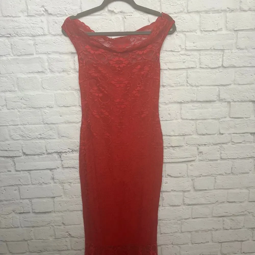 Red Lace Mermaid Style Bodycon Cocktail Evening Dress - Picture 5 of 6